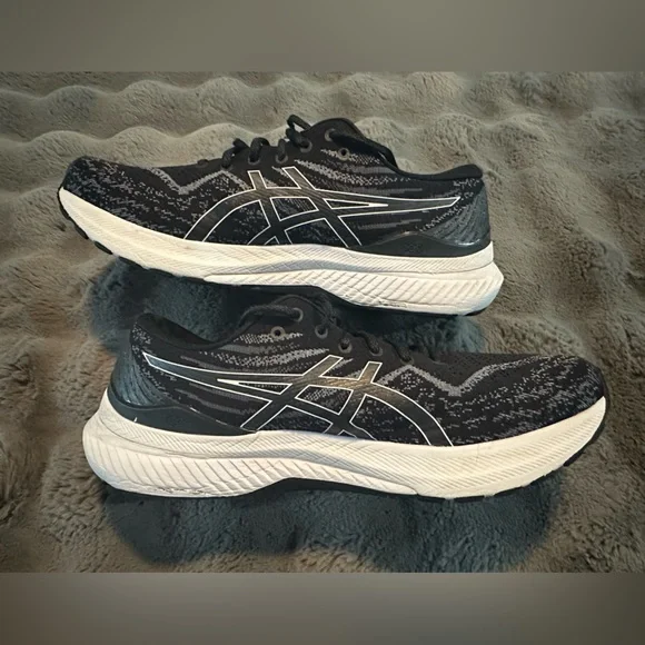 Asics | Shoes | Asics Monochrome Athletic Sneakers | Poshmark display picture 3
